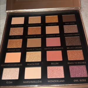 Eye Shadow Palette